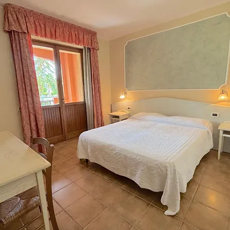 Hotel I Ginepri 3*