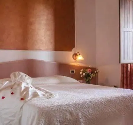 Hotel I Ginepri 3*