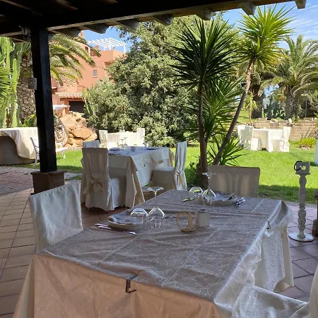 Hotel I Ginepri 3*